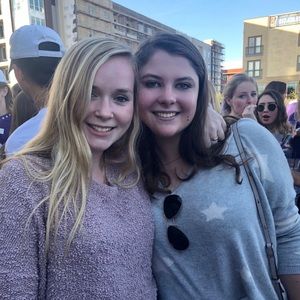 Meet your Posher, Sydney